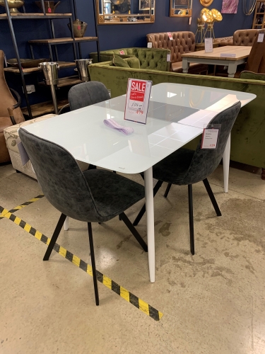 Arnborg Small Extending Dining Table - White