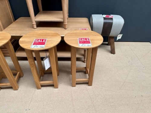 Bergen Light Oak Round Wine Table