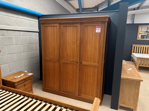 Merino Oak Triple Wardrobe